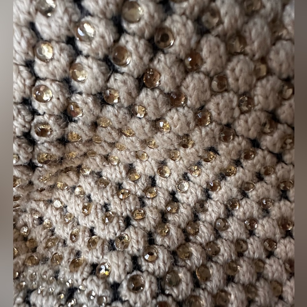Toque - Picture 3 of 6